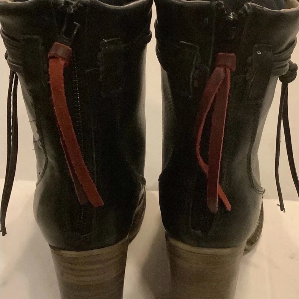 Freebird by Steven —- “Bailey” Black Lace Up Boots - Picture 3 of 7
